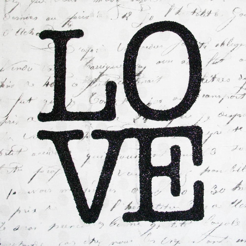 New! Cato Women's Love Icon Graphic Tee Size: L - Picture 3 of 6